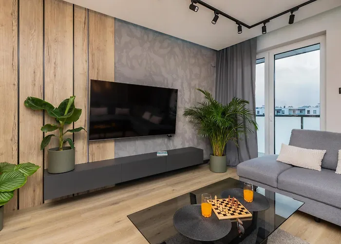 With Two Bedrooms, Balcony, Parking And Access To Sauna In By Renters アパート