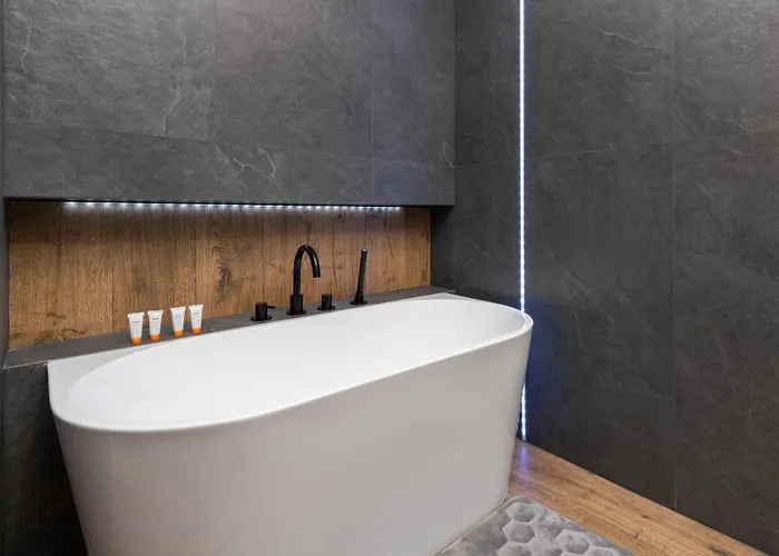 With Two Bedrooms, Balcony, Parking And Access To Sauna In By Renters * グダニスク