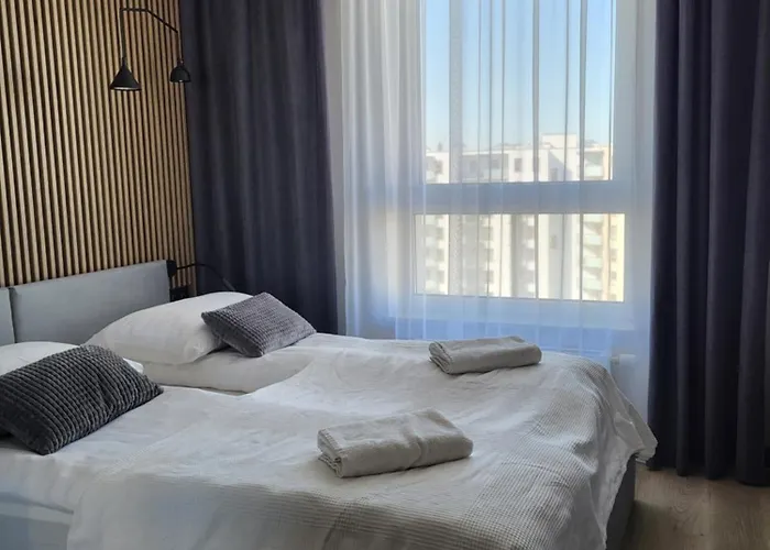 アパート With Two Bedrooms, Balcony, Parking And Access To Sauna In By Renters