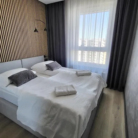 Apartamento With Two Bedrooms, Balcony, Parking And Access To Sauna In By Renters Gdańsk